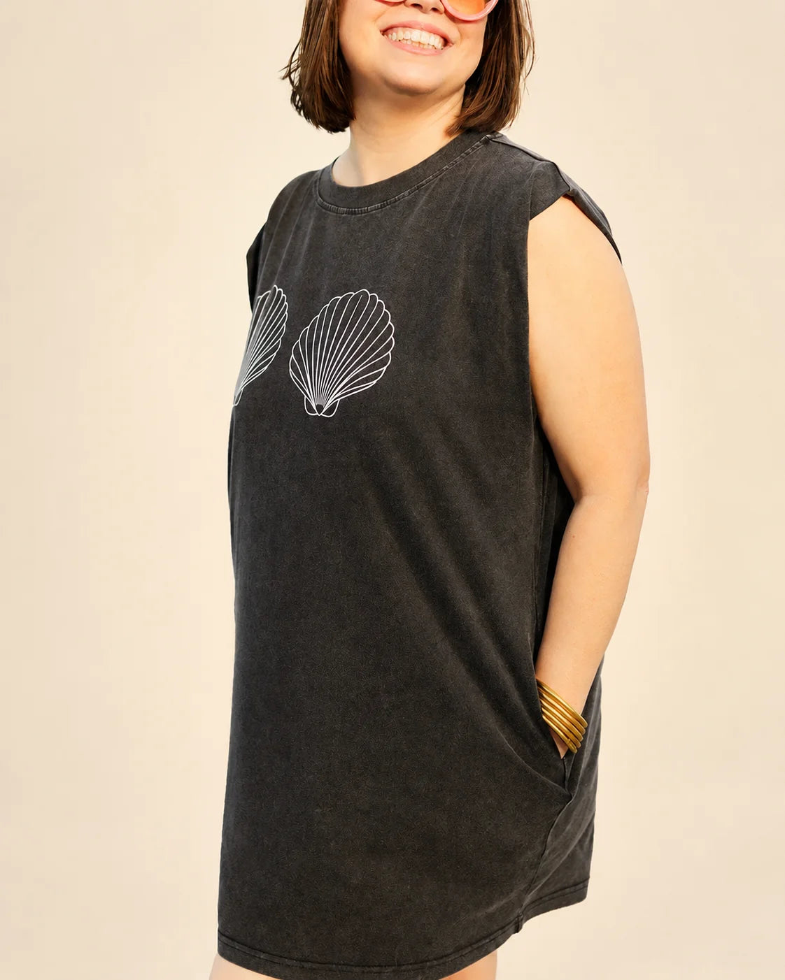 The Beachcomber Coverup (Black): dresses | Palmr Style