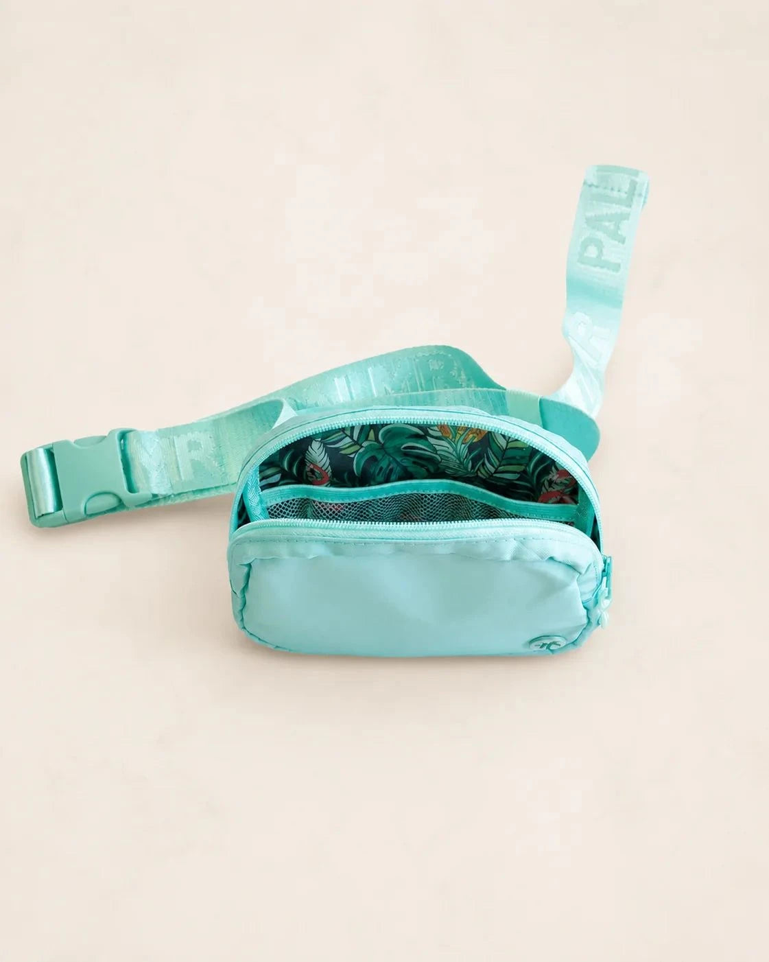 The Resilient Belt Bag | Diabetes Bag (Green): T1D-friendly bags | Palmr Style