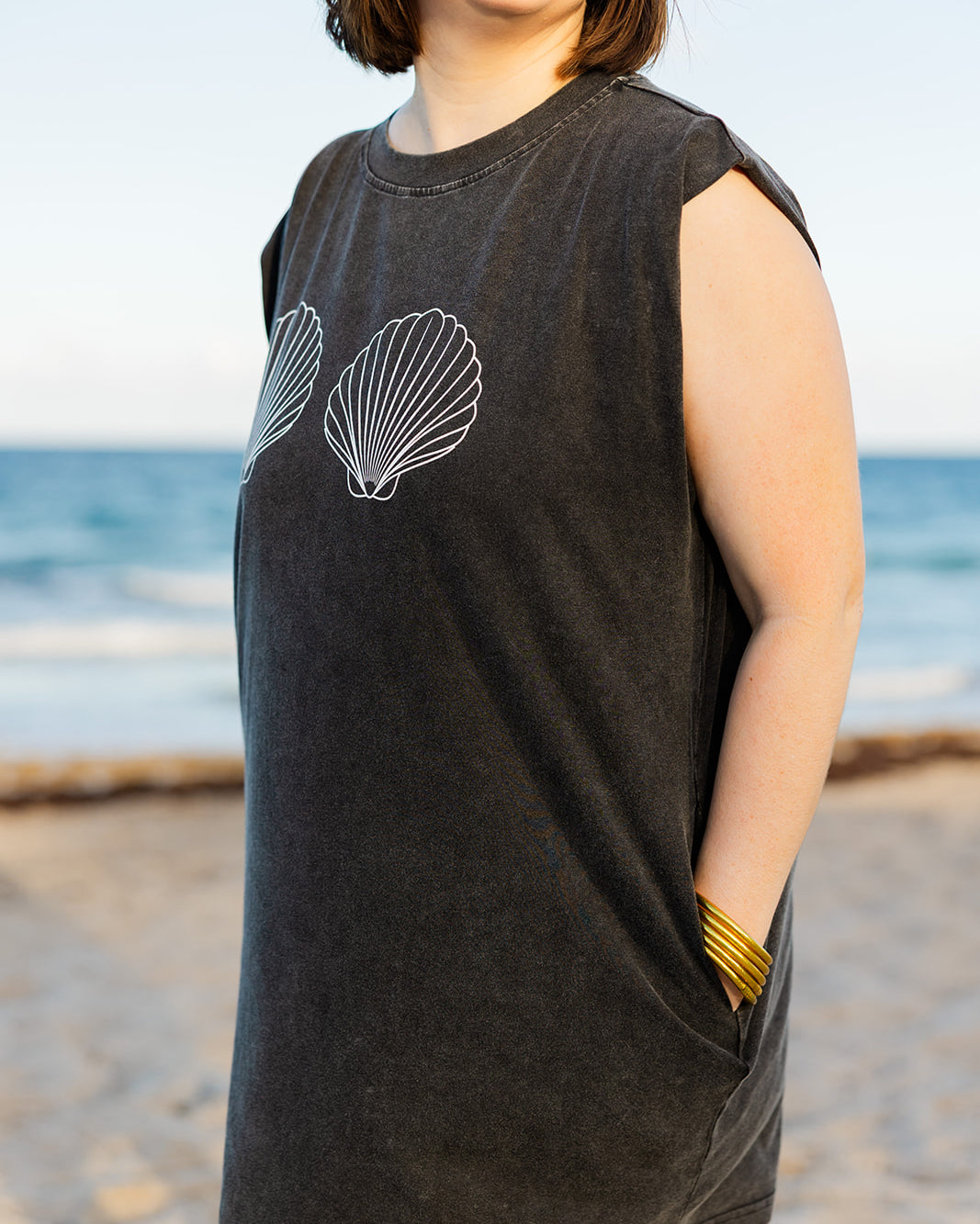 Palmr Style Beachcomber coverup shells black