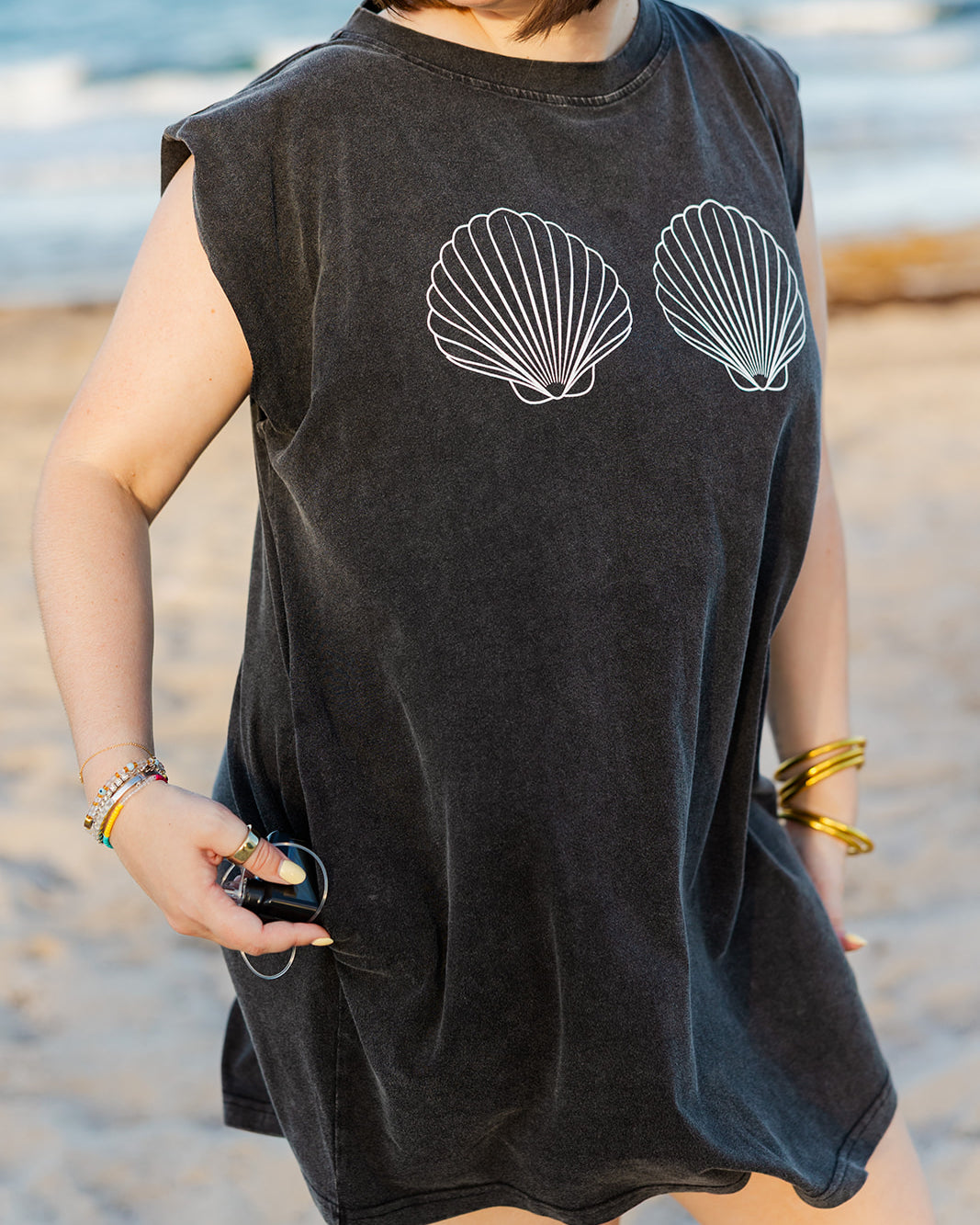 Palmr Style Beachcomber coverup shells black