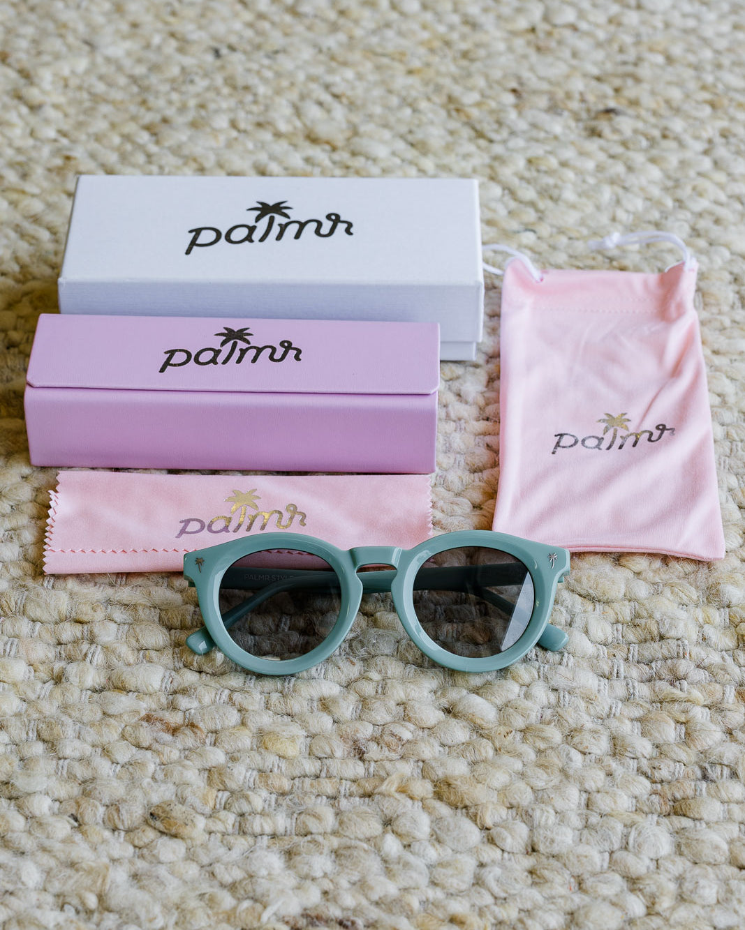 Palmr Style Beachcomber keyhole green sunglasses Resort Wear Selfcare T1D