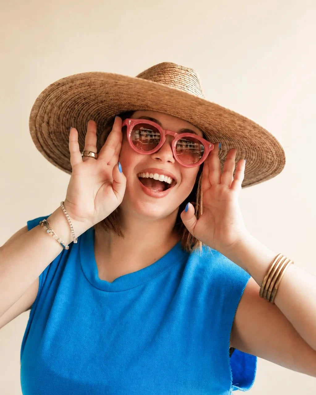 The Beachcomber Keyhole Sunglasses (Pink) — view 3 | Palmr Style