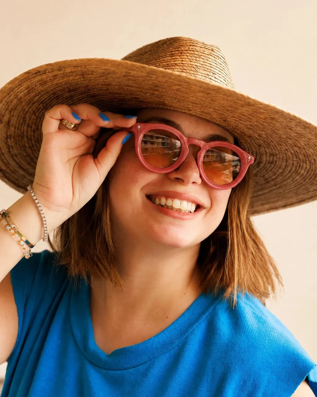 The Beachcomber Keyhole Sunglasses (Pink) — view 4 | Palmr Style