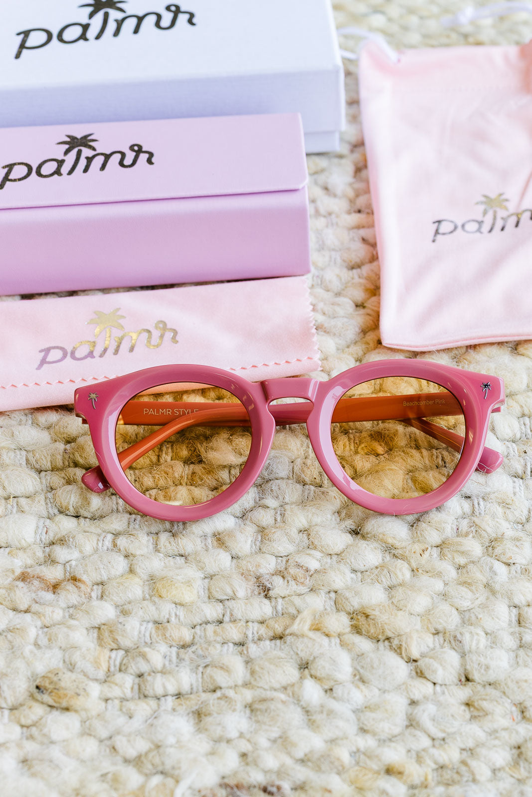 Palmr Style Beachcomber keyhole pink sunglasses Resort Wear Selfcare T1D