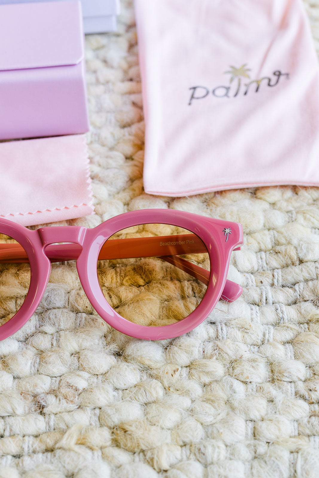 Palmr Style Beachcomber keyhole pink sunglasses Resort Wear Selfcare T1D