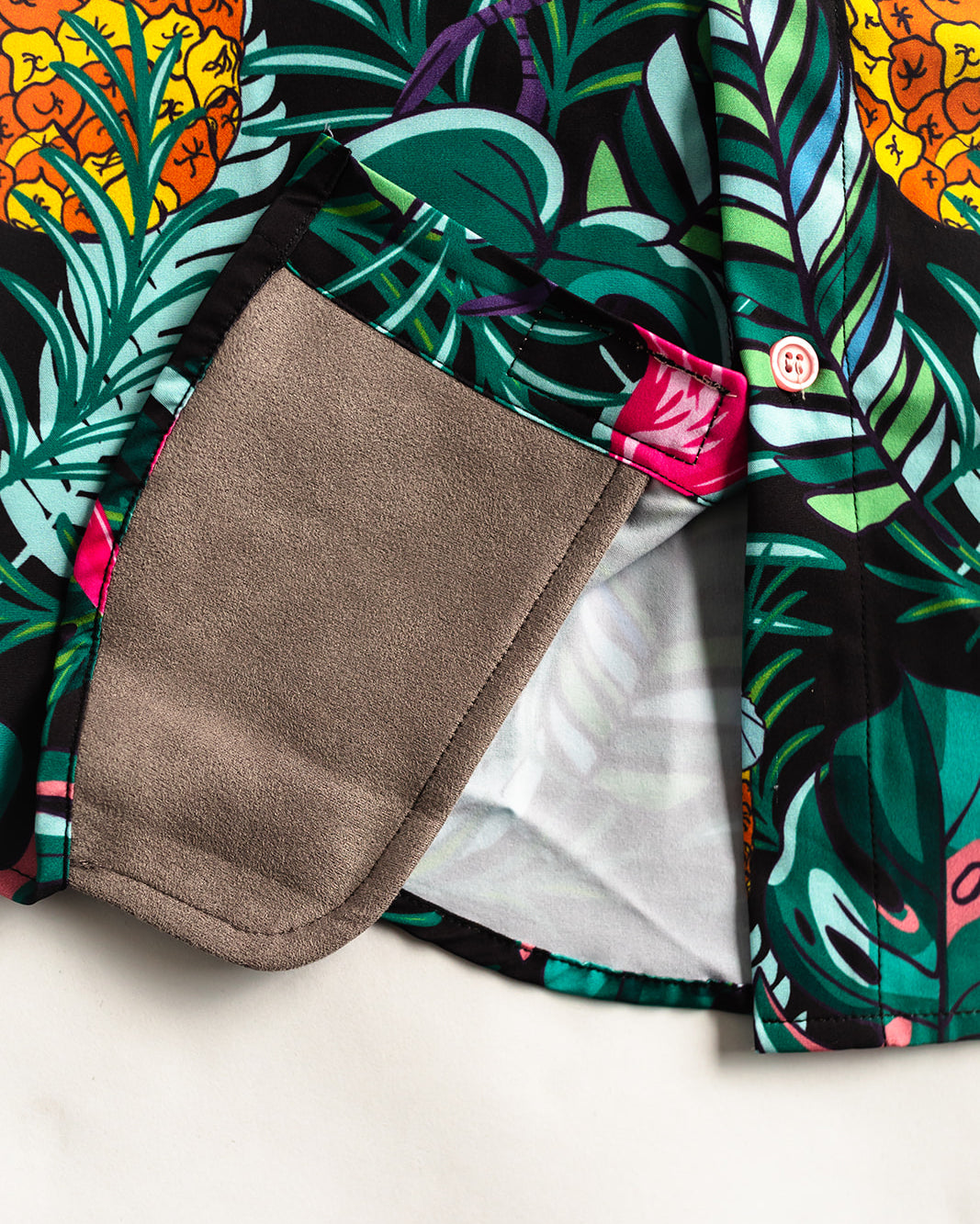 Palmr Style Baha Palm botton up short sleeve hawaiian shirt Mens Black Green Palm Leaf Flamingo Pineapple beach Resort wear Self-Care Sunglasses cleaner