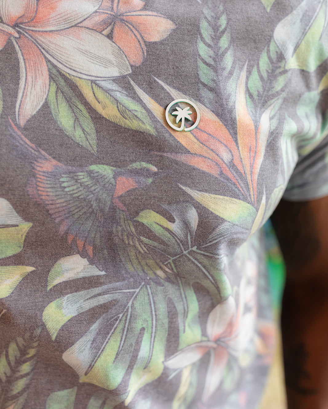 Palmr Style Mens Chameleon Karma Tee Shirt Tropical Short Sleeve Palm Tree Resort wear Self-Care