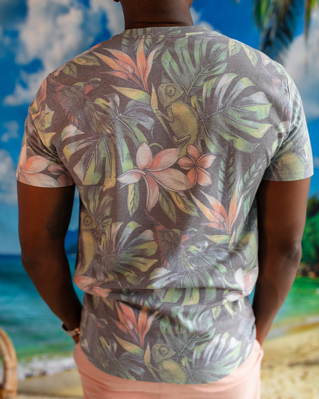 Palmr Style Mens Chameleon Karma Tee Shirt Tropical Short Sleeve Palm Tree Resort wear Self-Care
