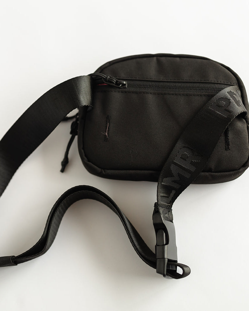 Palmr Style Black Belt Bag T1D Insulin Pump Bag Resort Wear Self-Care