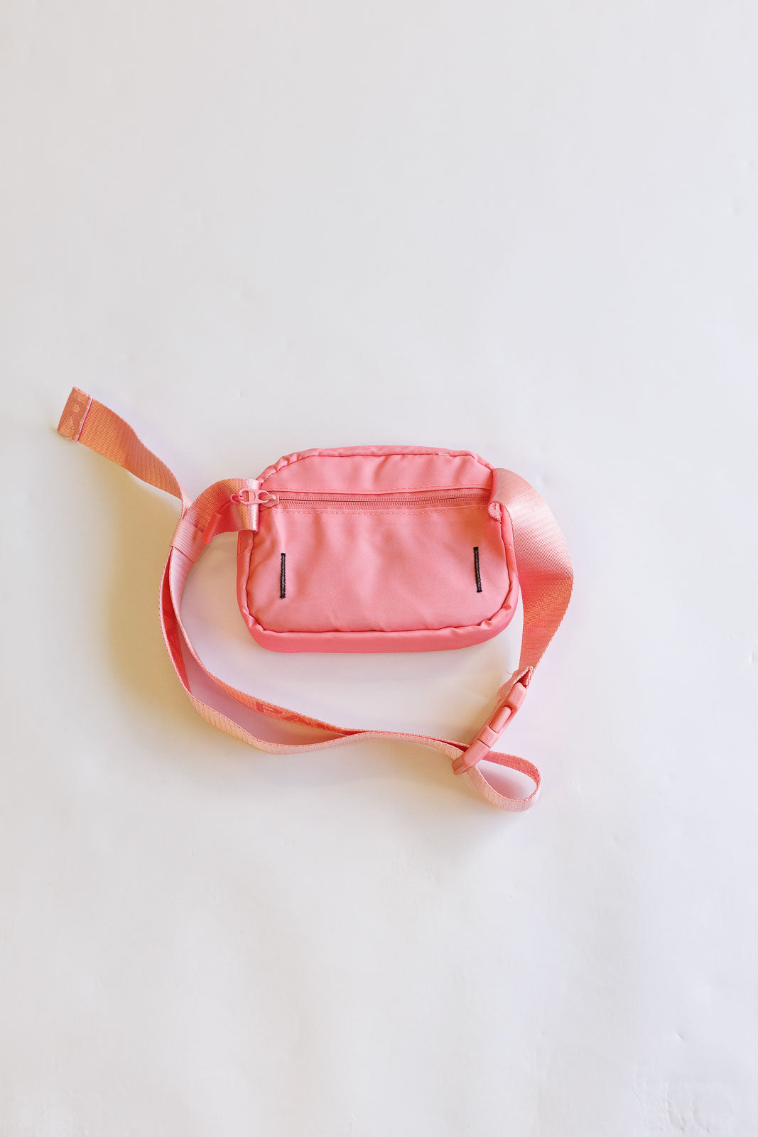 Palmr Style Womens Pink Belt Bag Fannypack Palm Tree resort wear selfcare t1d type1diabetes insulinpump