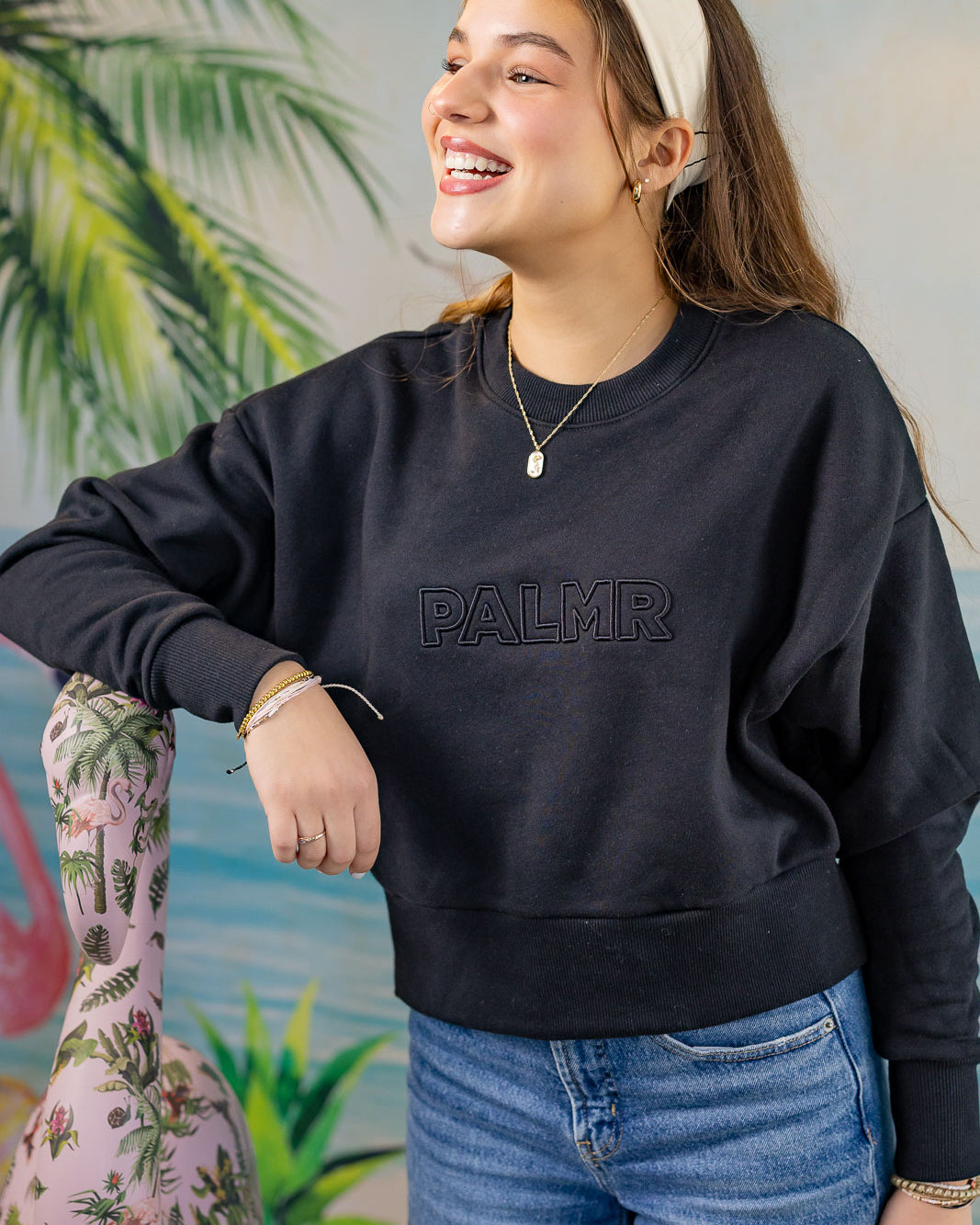 Palmr Style Womens Retreat Crew Sweatshirt Crop Heavyweight Black Resort Wear Selfcare T1D