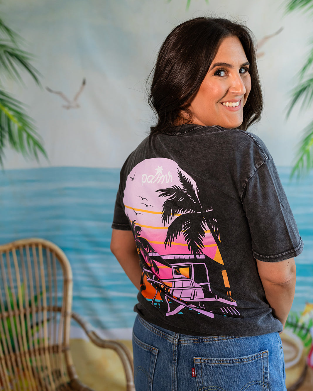 Palmr Style Womens Unisex Evening Palm Tee Shirt Vintage Stone Washed Black Soft Short Sleeve Palm Tree Beach Resort wear Self-Care