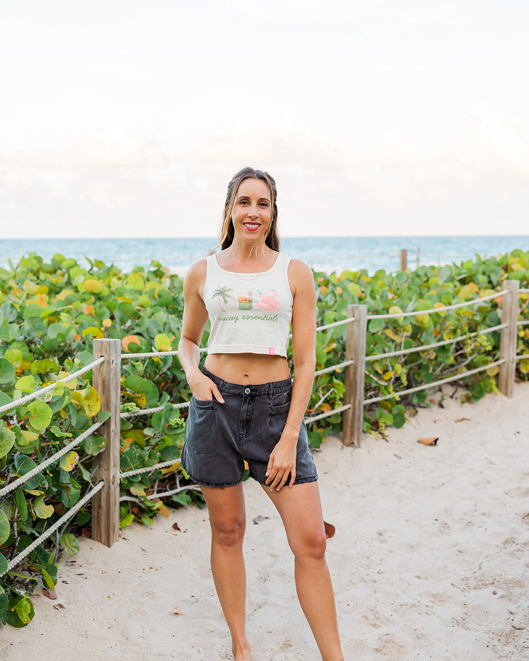 Palmr Style Womens Vacay Essentials Crop Tank Palm Tree Resort Wear Selfcare T1D