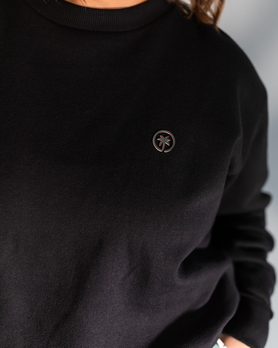 Palmr Style Womens Weekender Black Sweatshirt Palm Tree Resort Wear Self-Care T1D