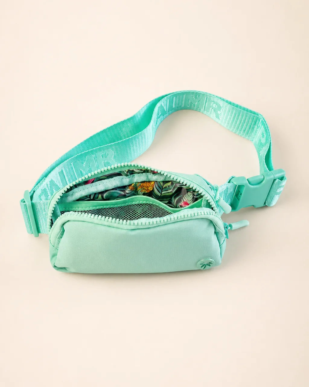 The Resilient Belt Bag Mini (Green): bags | Palmr Style