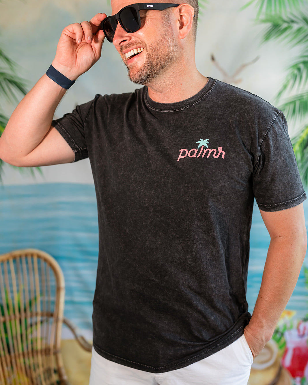 Palmr Style Mens Evening Palm Tee Shirt Vintage Stone Washed Black Soft Short Sleeve Palm Tree Beach Resort wear Self-Care