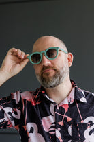 Palmr Style Beachcomber keyhole green sunglasses Resort Wear Selfcare T1D
