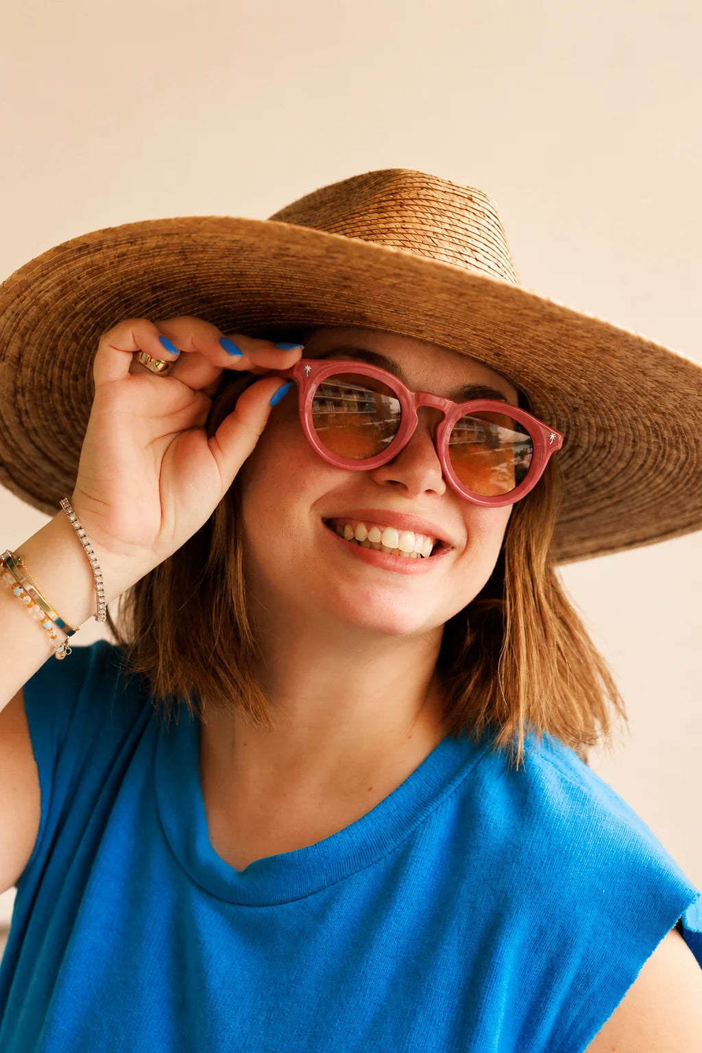 The Beachcomber Keyhole Sunglasses (Pink) — view 4 | Palmr Style