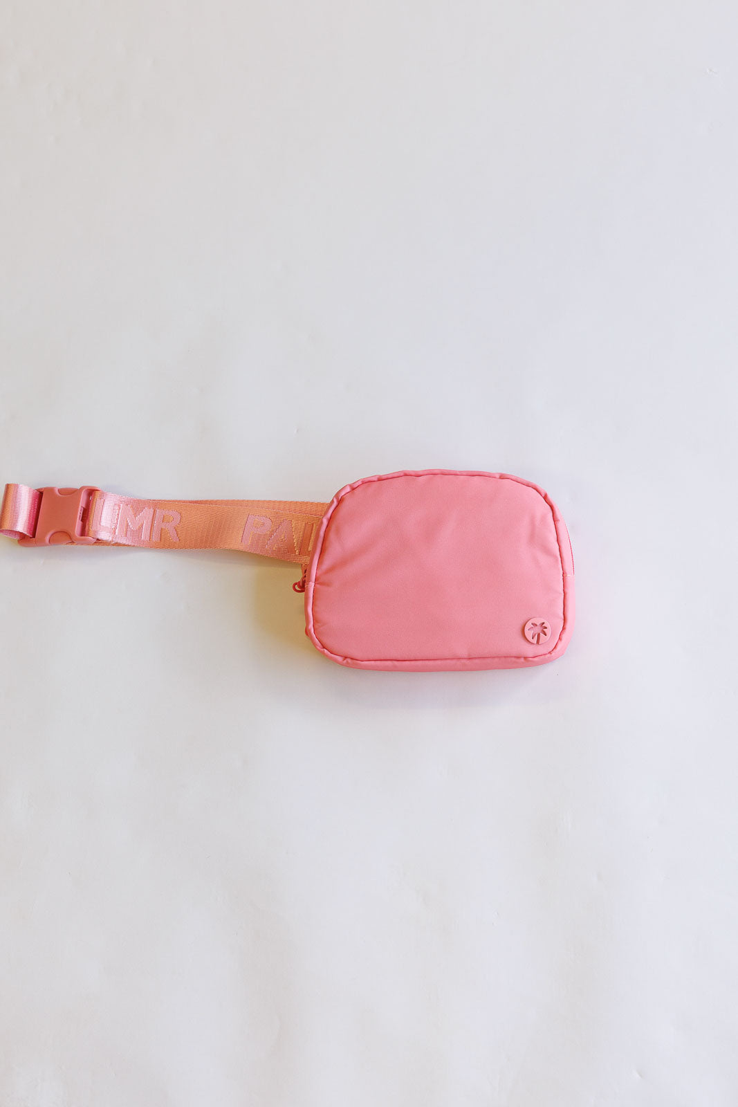 Palmr Style Womens Pink Belt Bag Fannypack Palm Tree resort wear selfcare t1d type1diabetes insulinpump