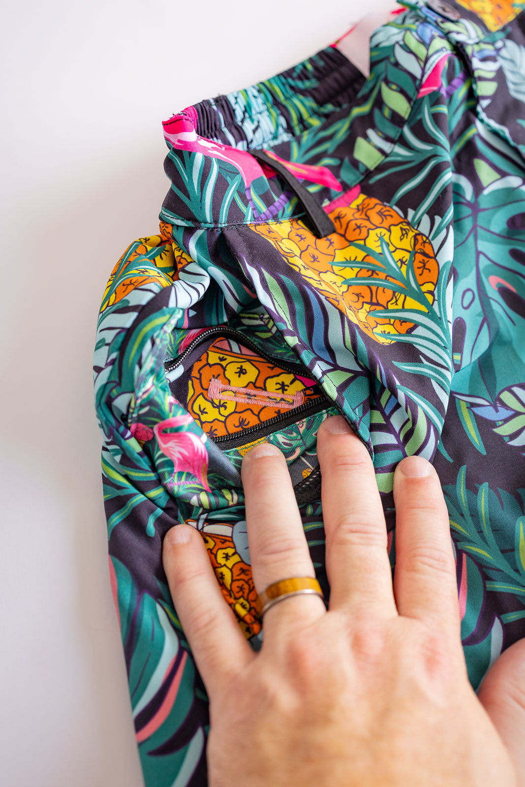 Palmr Style Baha Palm Hybrid Swim Shorts Mens Black Green Palm Leaf Flamingo Pineapple boardshorts beach bar Resort wear Self-Care